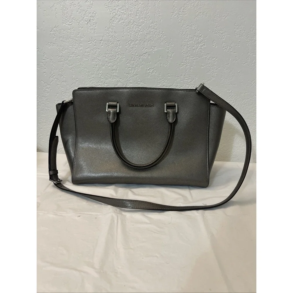 Michael Kors Satchel Women Large Selma Saffiano Leather Bag Silver‎ 16.25x 9x 6